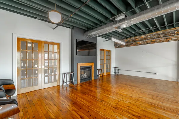 $809,000 | 55 East Main Street, Unit 207, Chattanooga, TN 37408