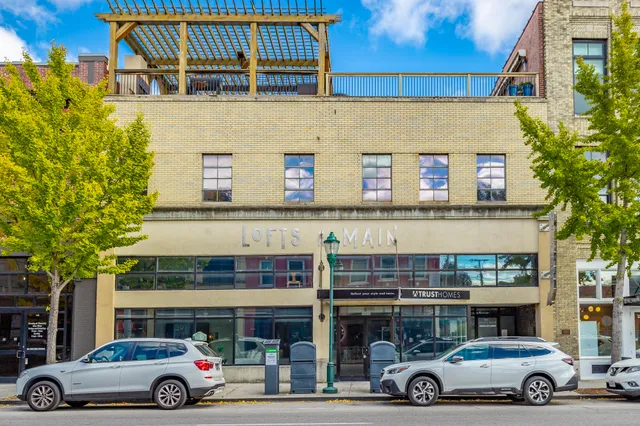 $809,000 | 55 East Main Street, Unit 207, Chattanooga, TN 37408