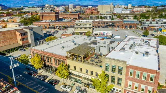 $809,000 | 55 East Main Street, Unit 207, Chattanooga, TN 37408