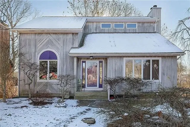 $4,500 | 262 Wood Hill Road, Narragansett, RI 02882