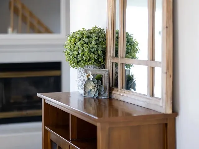 $4,500 | 262 Wood Hill Road, Narragansett, RI 02882