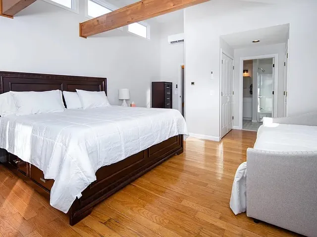 $4,500 | 262 Wood Hill Road, Narragansett, RI 02882