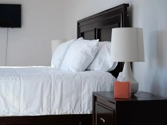 $4,500 | 262 Wood Hill Road, Narragansett, RI 02882