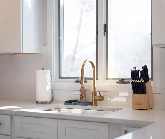 $4,500 | 262 Wood Hill Road, Narragansett, RI 02882