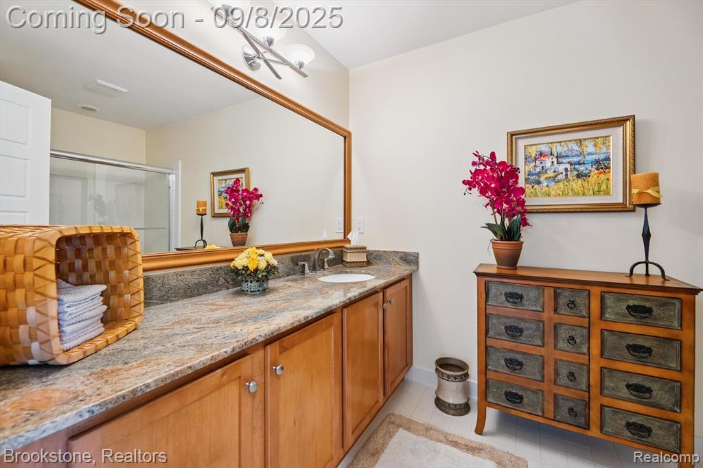 3628 Windingbrook Circle Rochester Hills, MI 48309 - Photo 26 of 57