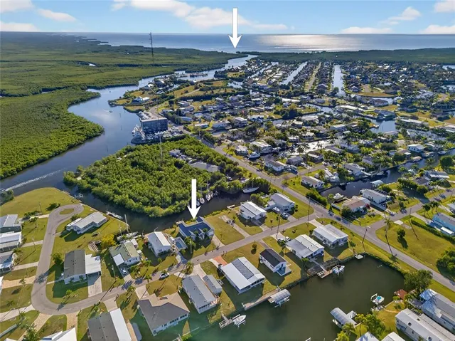 $440,000 | 631 Tahiti Court, Punta Gorda, FL 33950