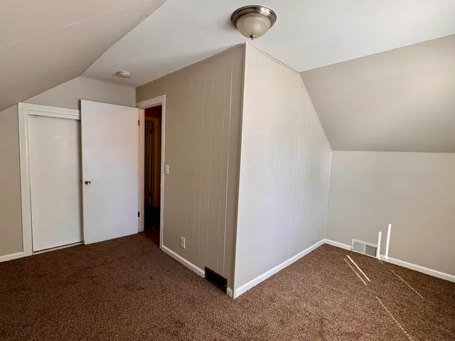 $211,000 | 17825 Oakley Avenue, Lansing, IL 60438