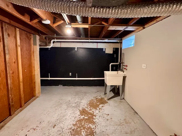 $211,000 | 17825 Oakley Avenue, Lansing, IL 60438