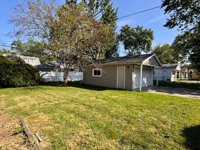 $211,000 | 17825 Oakley Avenue, Lansing, IL 60438