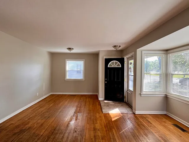 $211,000 | 17825 Oakley Avenue, Lansing, IL 60438