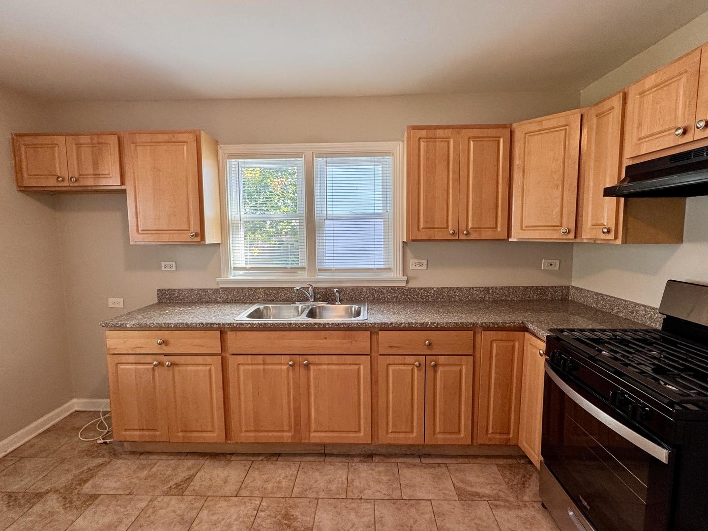 17825 Oakley Avenue Lansing, IL 60438 - Photo 6 of 28