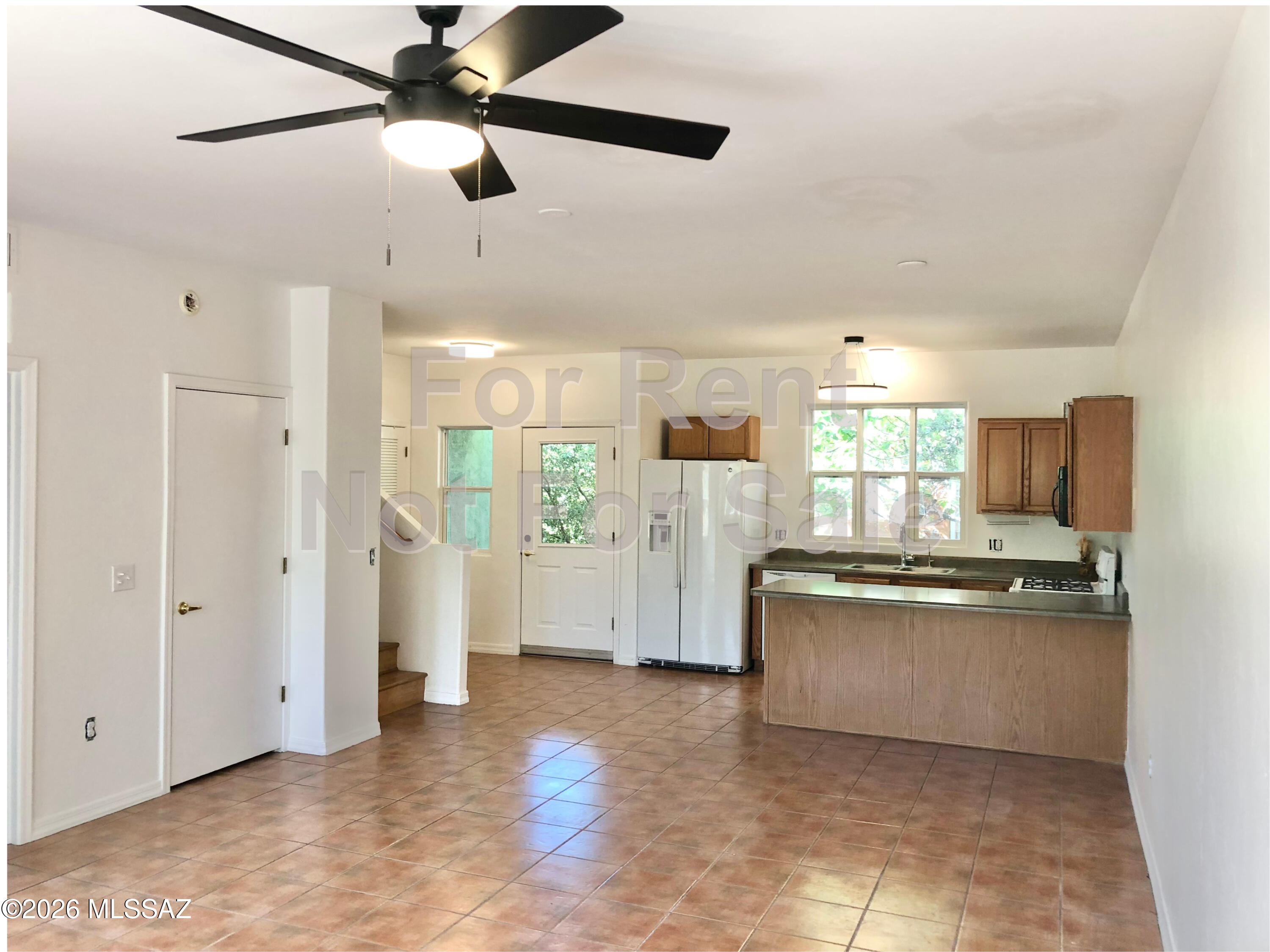 575 East Roger Road Tucson, AZ 85705 - Photo 8 of 17 10 IMG_6298