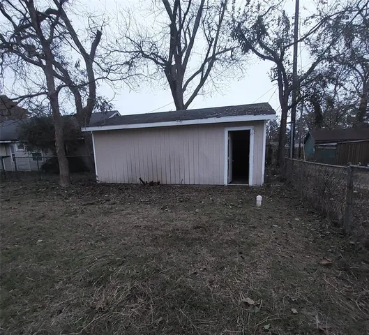 $159,900 | 1328 West Woodard Street, Denison, TX 75020