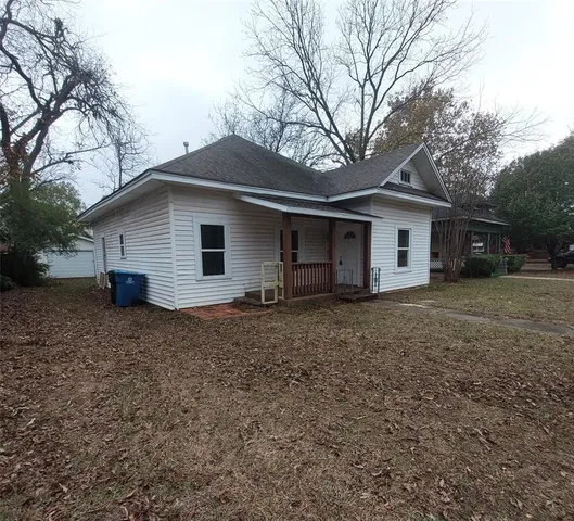 $159,900 | 1328 West Woodard Street, Denison, TX 75020