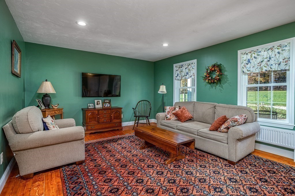 16 Kruse Road Hubbardston, MA 01452 - Photo 7 of 42