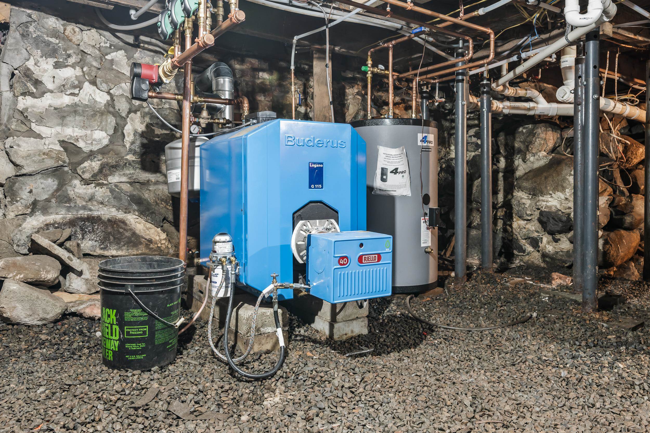 93 Pleasant Street Littleton, NH 03561 - Photo 35 of 44