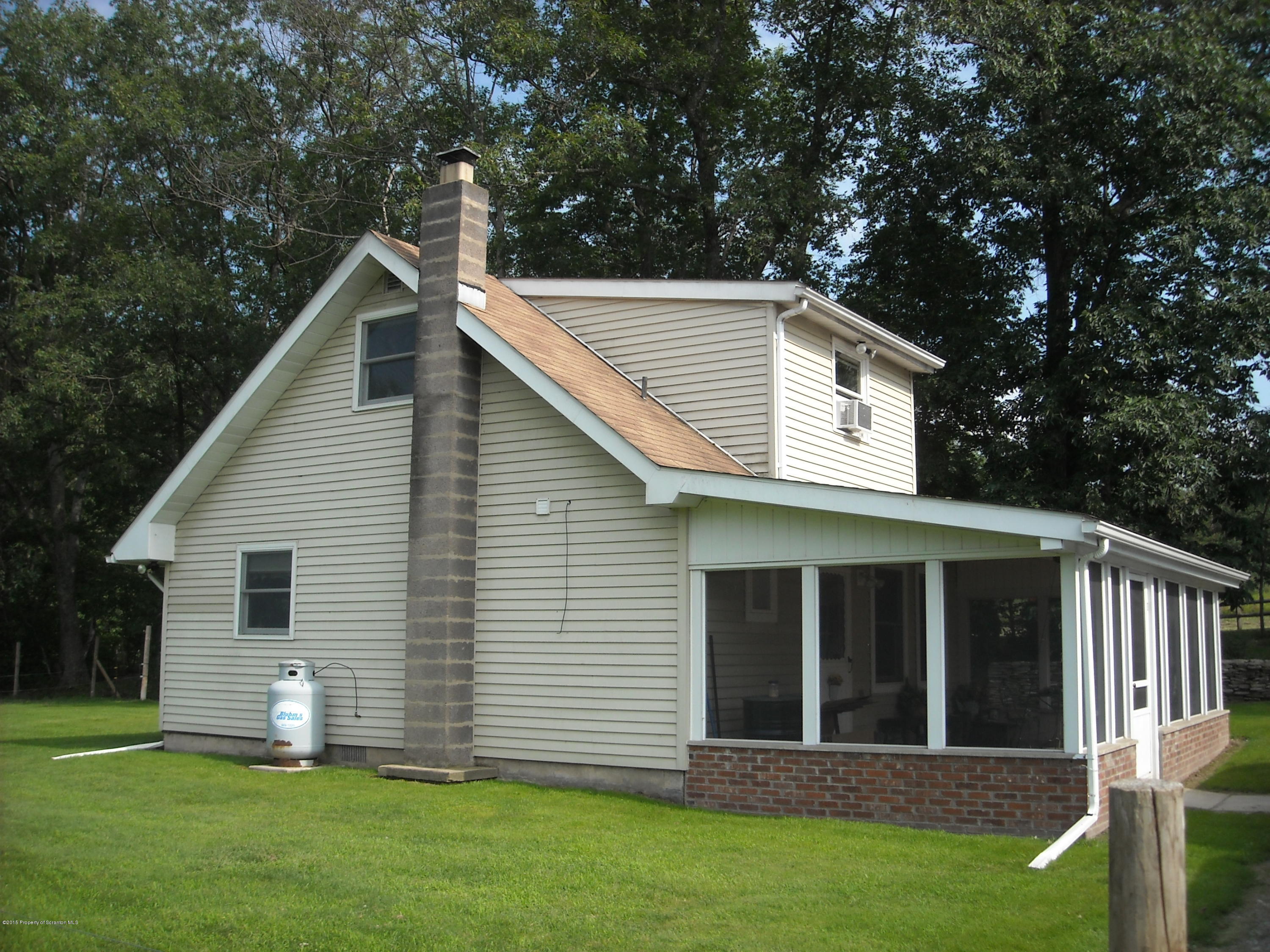 1345 Back Road Sugar Run, PA 18846 - Photo 13 of 14 Gallery Image 13