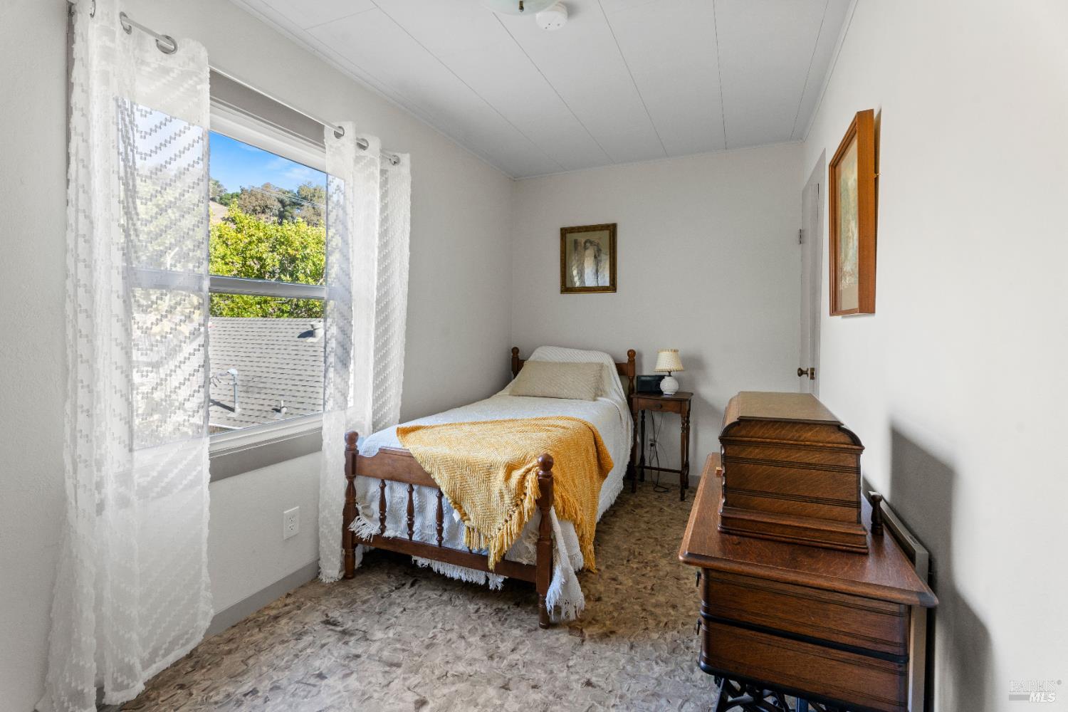 7420 Eastside Potter Valley Road Ukiah, CA 95482 - Photo 20 of 47 Upstairs bedroom 2