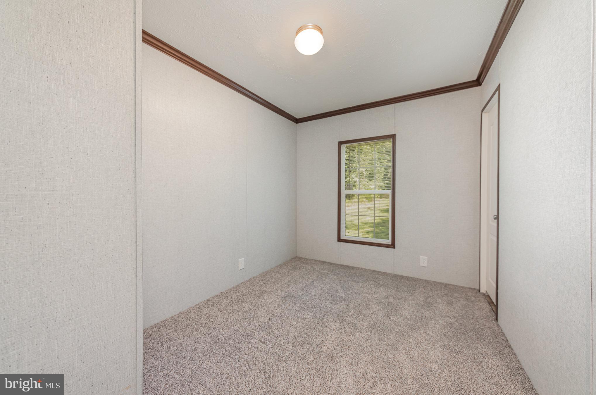 90 Colonial Circle Colonial Beach, VA 22443 - Photo 16 of 27 Bedroom 2
