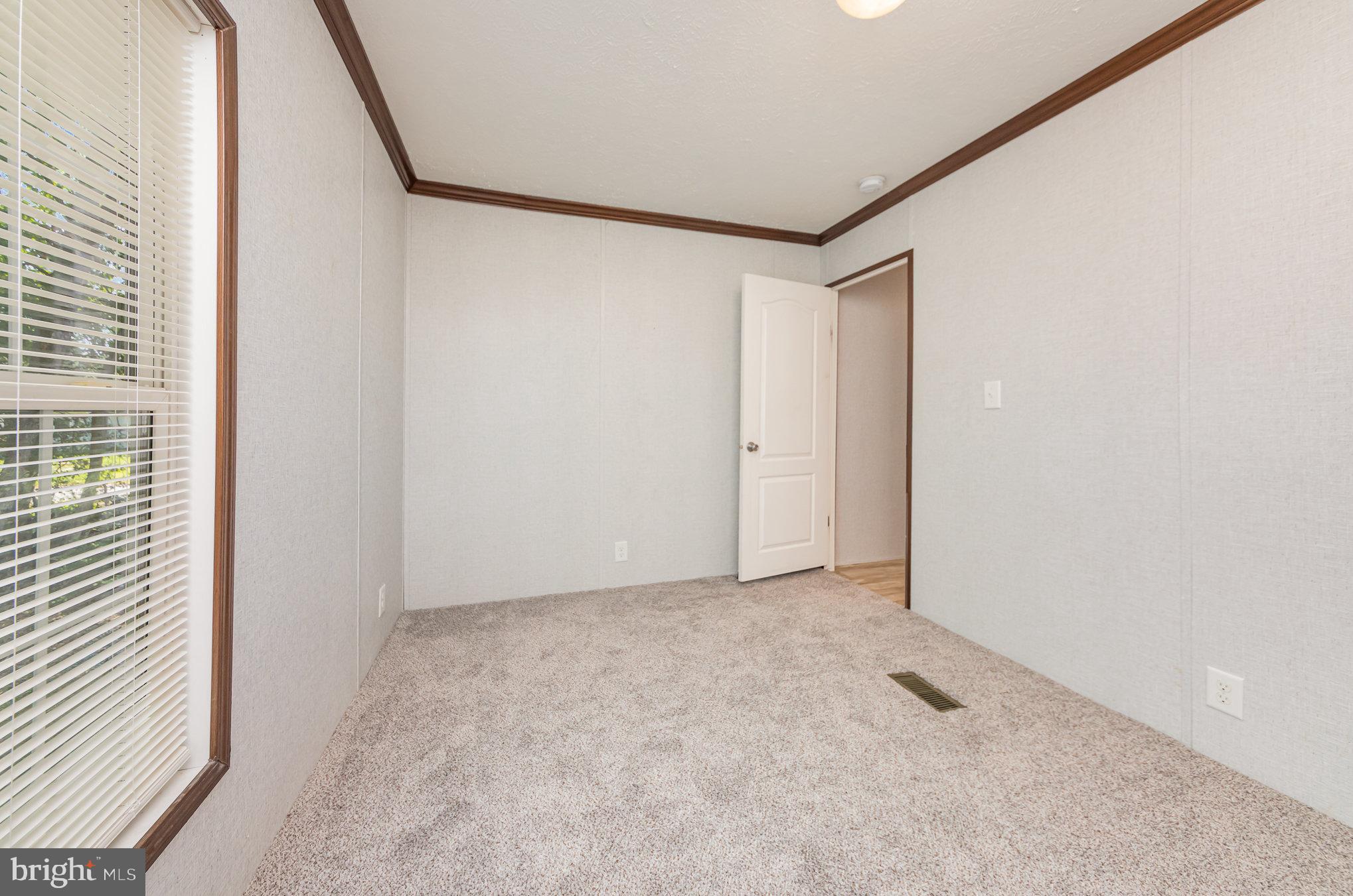 90 Colonial Circle Colonial Beach, VA 22443 - Photo 19 of 27 Bedroom 3