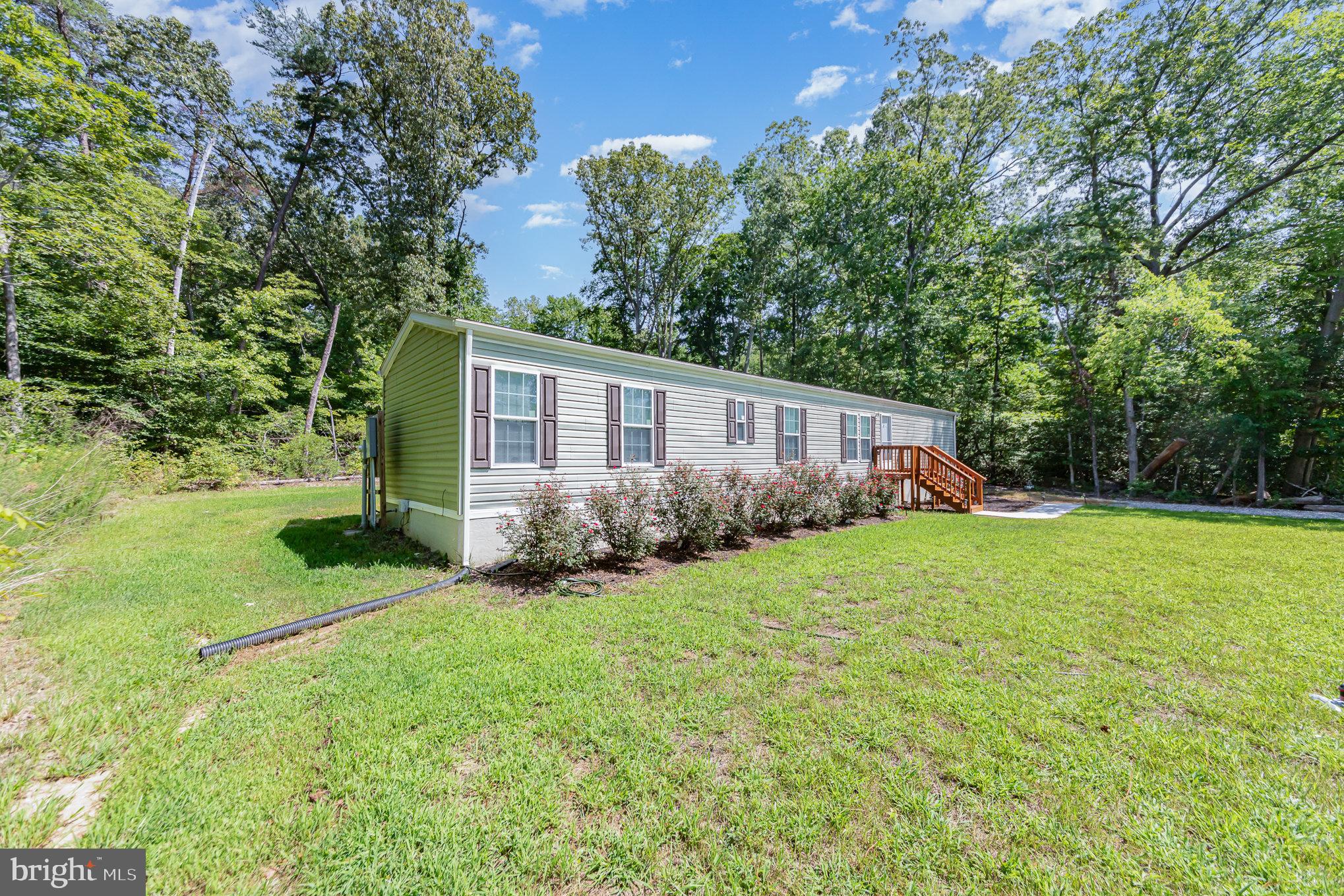 90 Colonial Circle Colonial Beach, VA 22443 - Photo 25 of 27