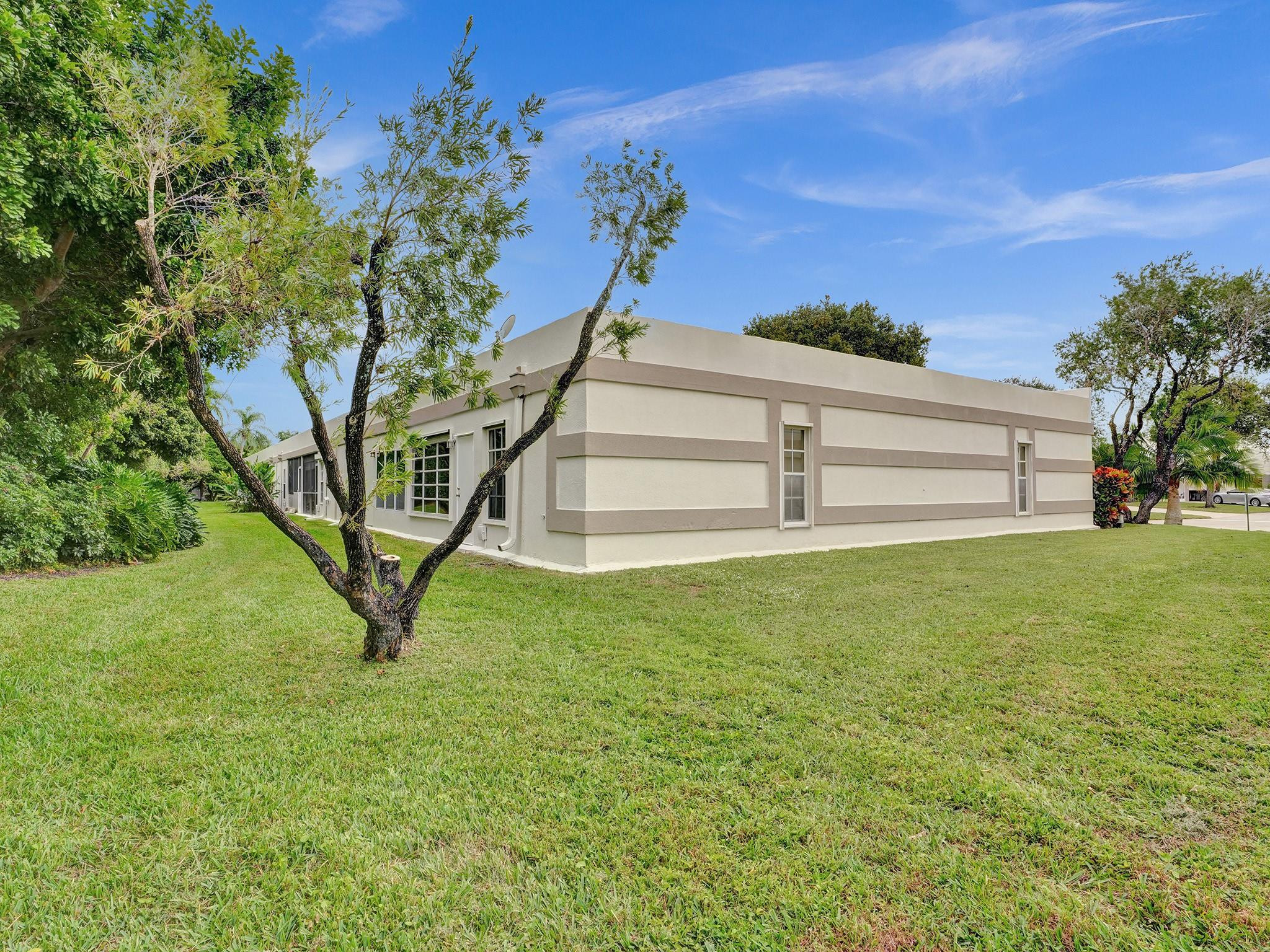 9275 Flynn Circle, Unit 8 Boca Raton, FL 33496 - Photo 27 of 28 Photo 27