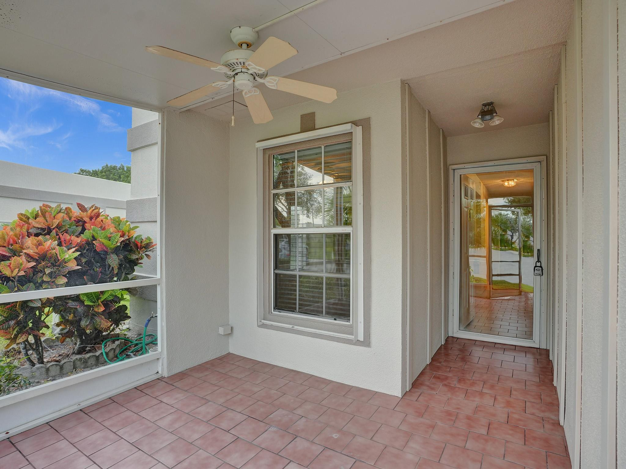 9275 Flynn Circle, Unit 8 Boca Raton, FL 33496 - Photo 4 of 28 Photo 4