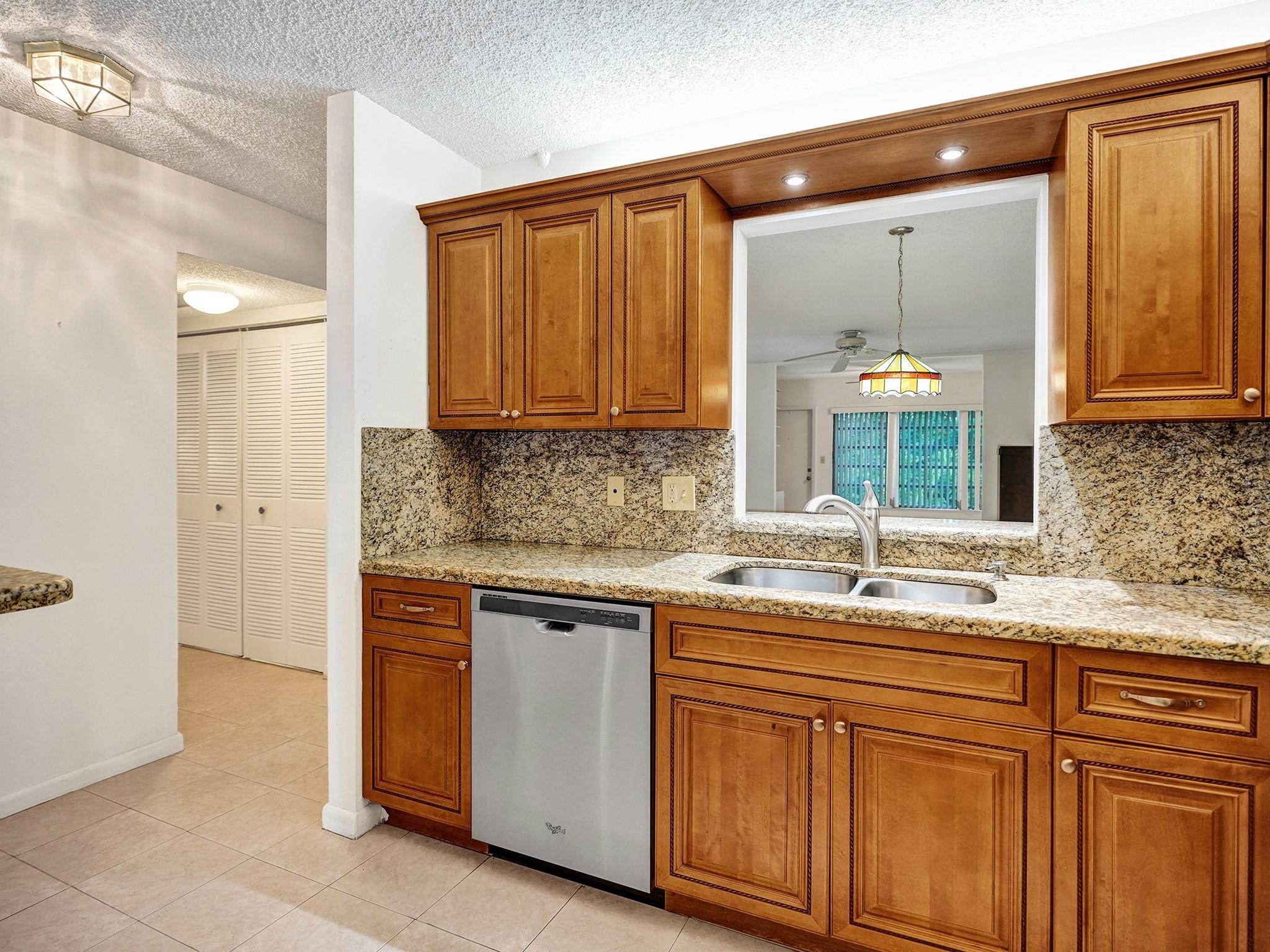 9275 Flynn Circle, Unit 8 Boca Raton, FL 33496 - Photo 8 of 28 Photo 8