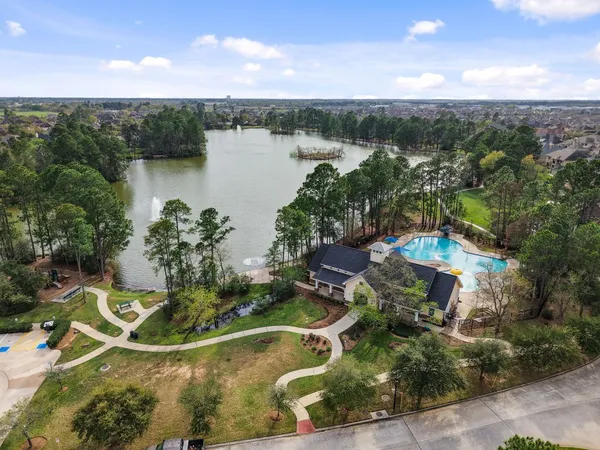 $575,000 | 20102 Windbury Court, Spring, TX 77379