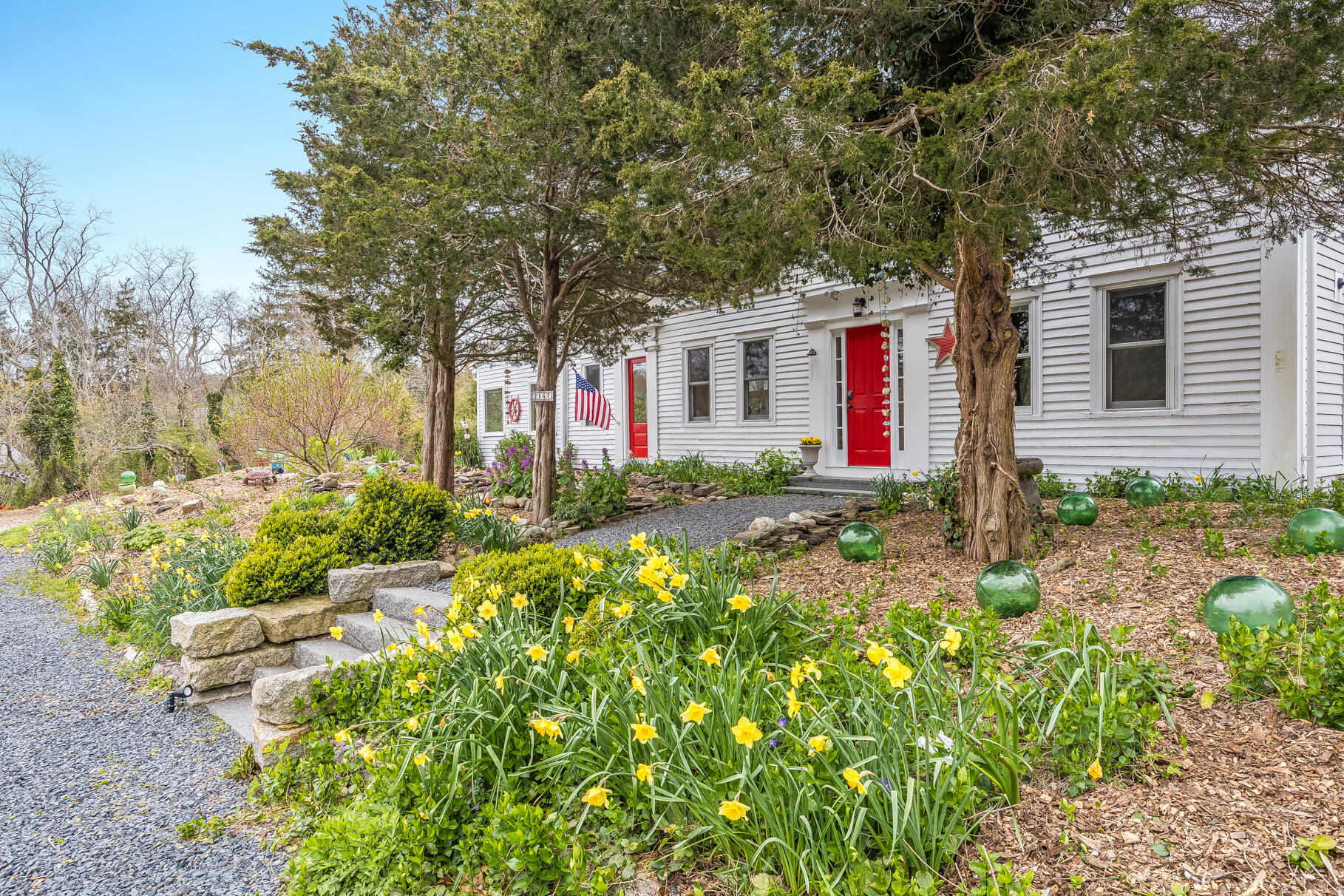 2147 Route 6 Wellfleet, MA 02667 - Photo 3 of 98 a front view of house with yard and trees