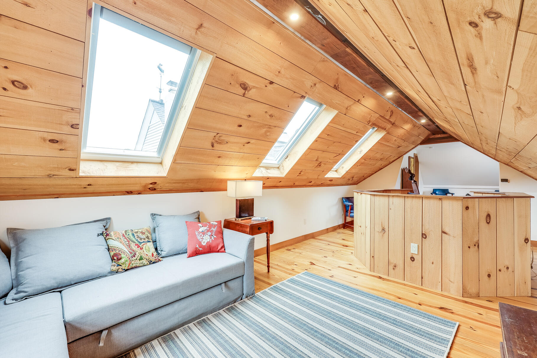 2147 Route 6 Wellfleet, MA 02667 - Photo 87 of 98 2nd level den