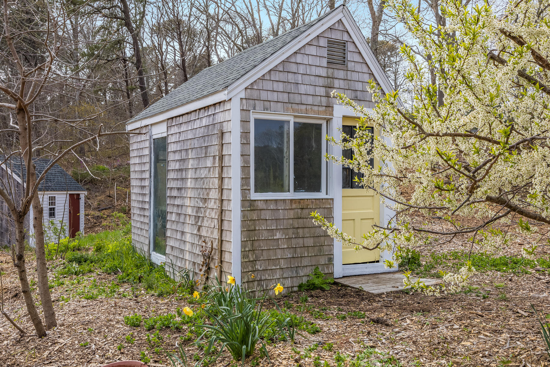 2147 Route 6 Wellfleet, MA 02667 - Photo 89 of 98 art studio