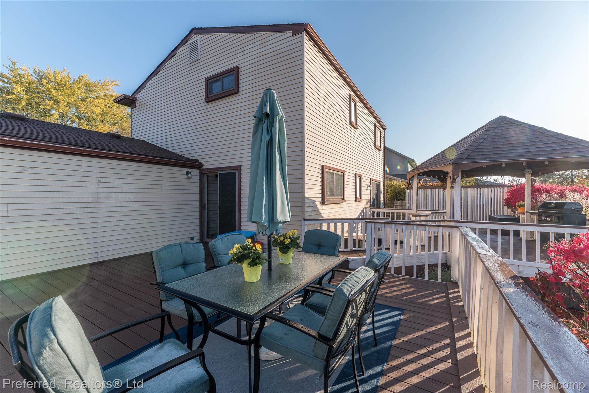 45067 Lemont Road Canton, MI 48187 - Photo 6 of 22 DSC_2475.jpg