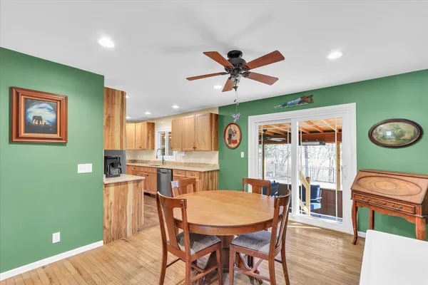 $335,000 | 606 South Jefferson Street, Mahomet, IL 61853