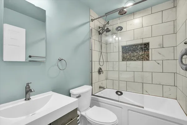 $335,000 | 606 South Jefferson Street, Mahomet, IL 61853