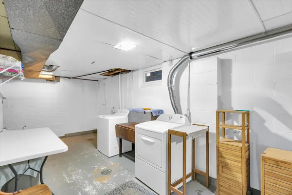 $335,000 | 606 South Jefferson Street, Mahomet, IL 61853