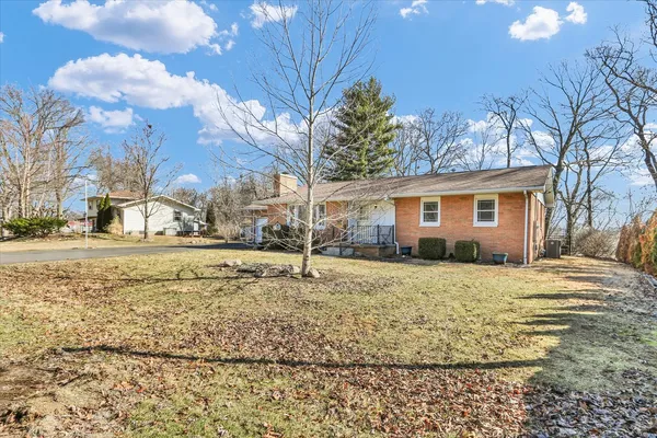 $335,000 | 606 South Jefferson Street, Mahomet, IL 61853