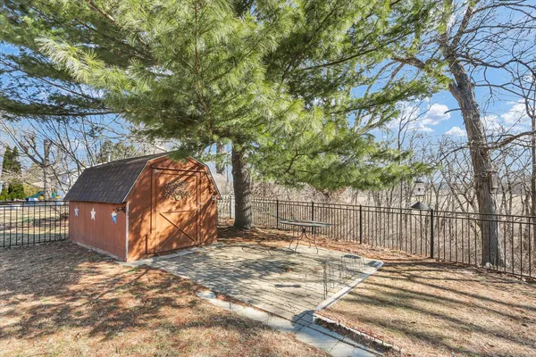 $335,000 | 606 South Jefferson Street, Mahomet, IL 61853