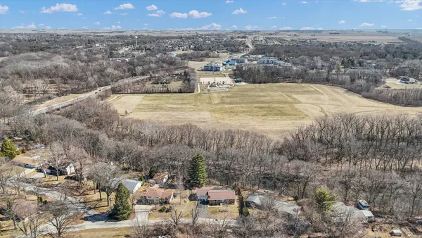 $335,000 | 606 South Jefferson Street, Mahomet, IL 61853