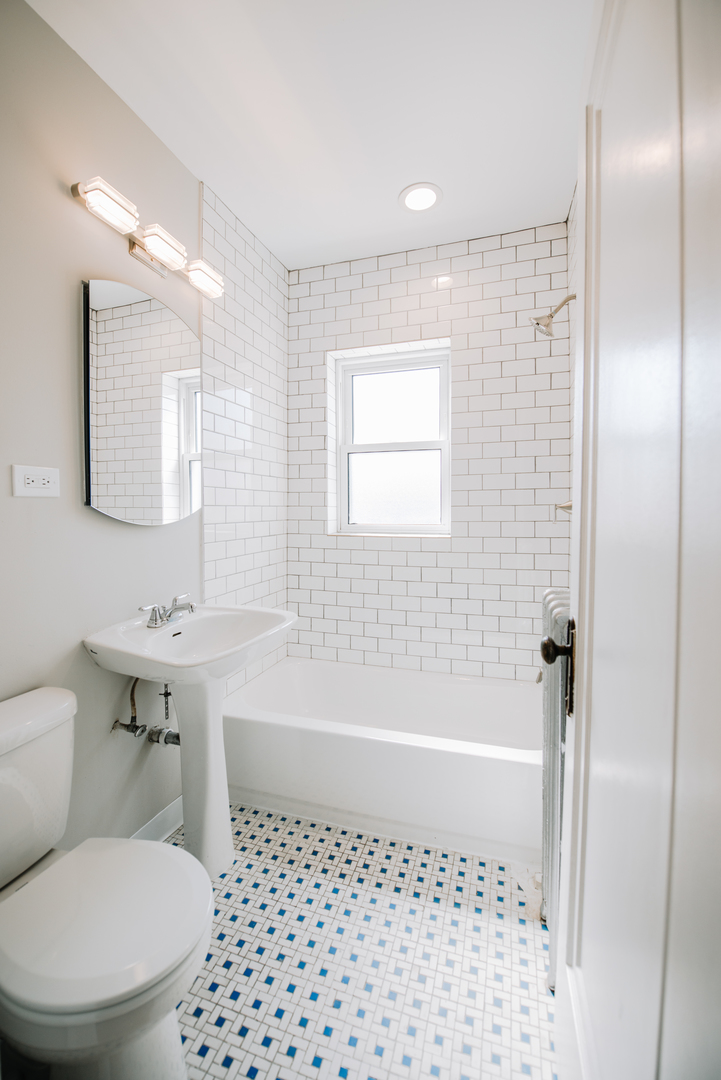 4 South Lincoln Avenue, Unit 2D Park Ridge, IL 60068 - Photo 10 of 12