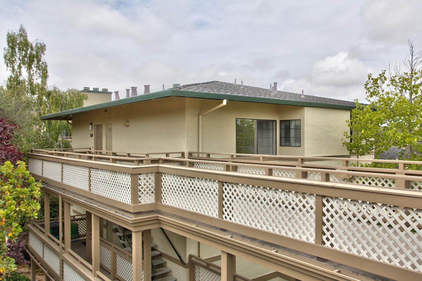 612 Pheasant Ridge Road, Unit 612 Del Rey Oaks, CA 93940 - Photo 1 of 18 Gallery Image 1