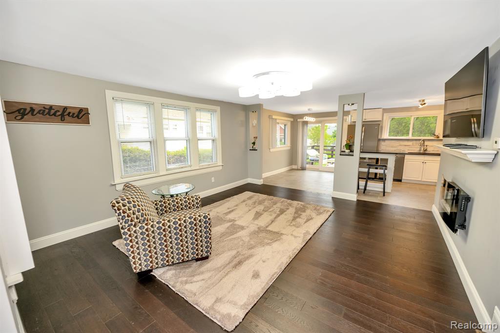 17190 Twelve Mile Road Roseville, MI 48066 - Photo 3 of 16