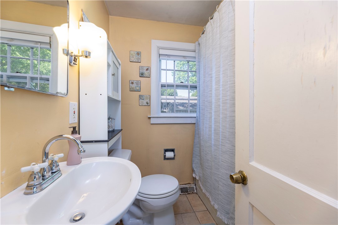 43 Flintstone Road Narragansett, RI 02882 - Photo 21 of 34