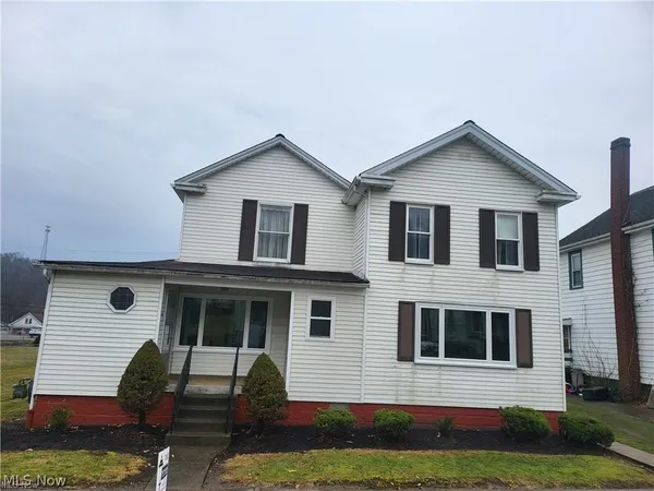 $850 | 55178 Maple Avenue, Bridgeport, OH 43912