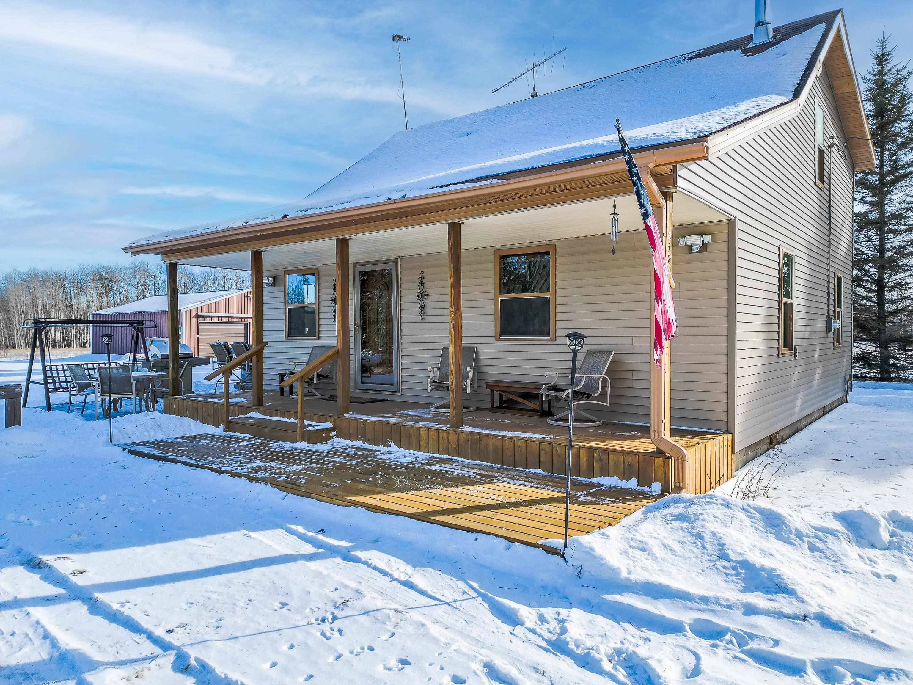 2136 North Merritt Road Merritt, MI 49667 - Photo 1 of 63