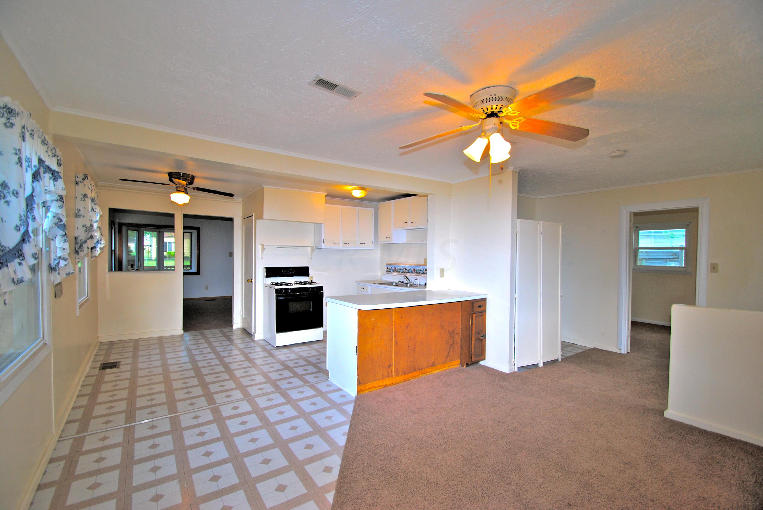 897 Bucknell Road Whitehall, OH 43213 - Photo 7 of 30