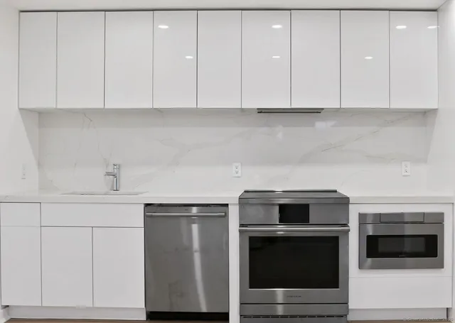 $7,500 | 1188 King Street, Unit 117, Greenwich, CT 06831