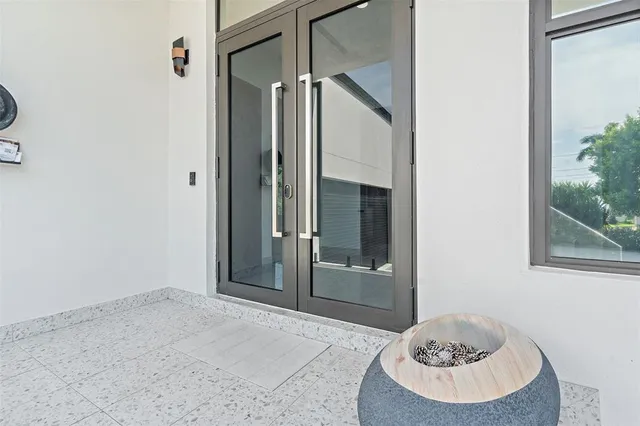 a view of utility room