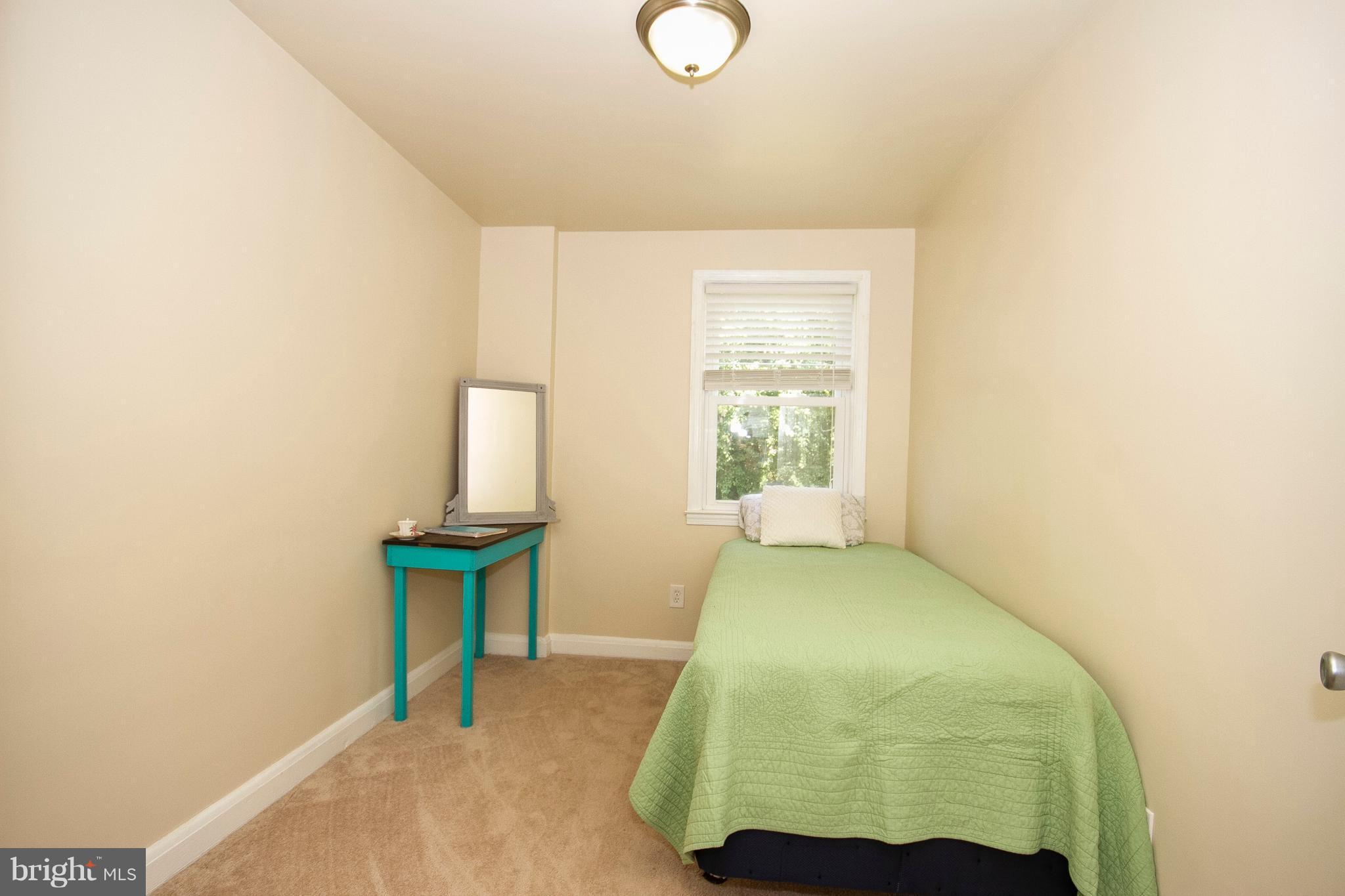 6 Mardrew Road Baltimore, MD 21229 - Photo 10 of 18 Bedroom