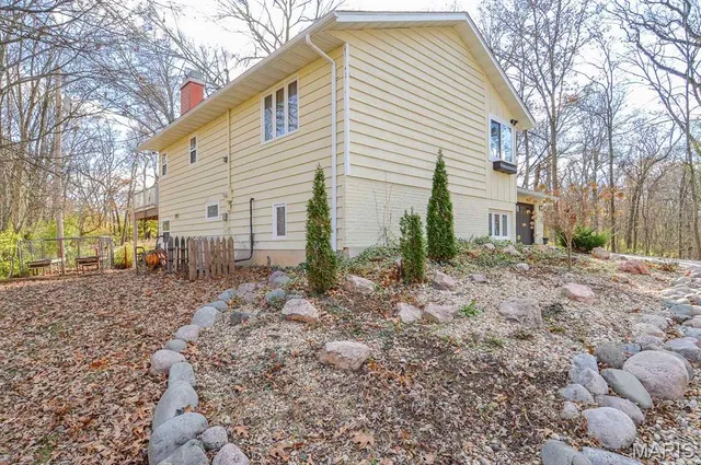 $200,000 | 8552 Naumann Drive, Waterloo, IL 62298